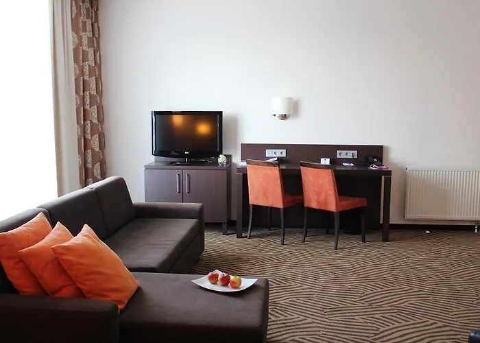 Western Frankfurt Airport 3*