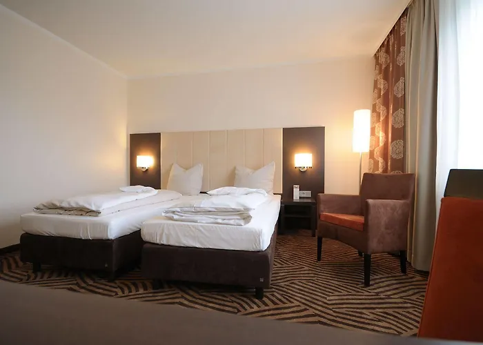 Western Frankfurt Airport 3*